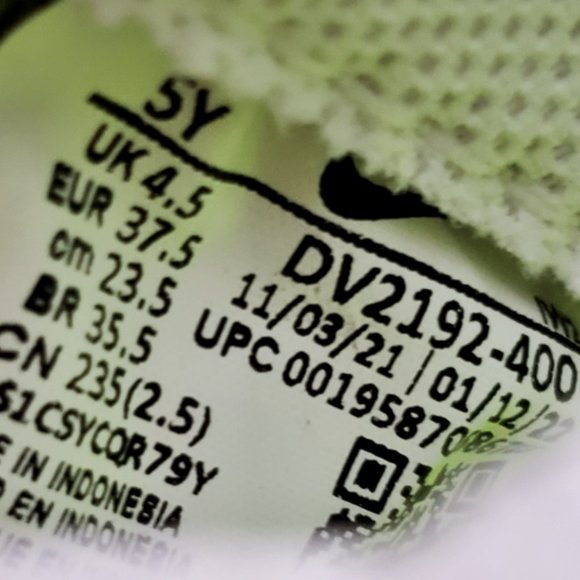 Nike Air Force 1 LV8 Next Nature - Picture 10 of 11